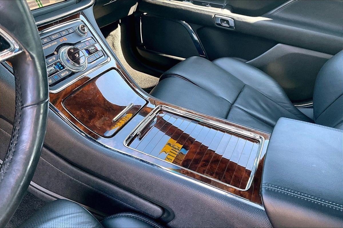 Used 2018 Lincoln Continental Reserve w/ Continental Climate Package image 18