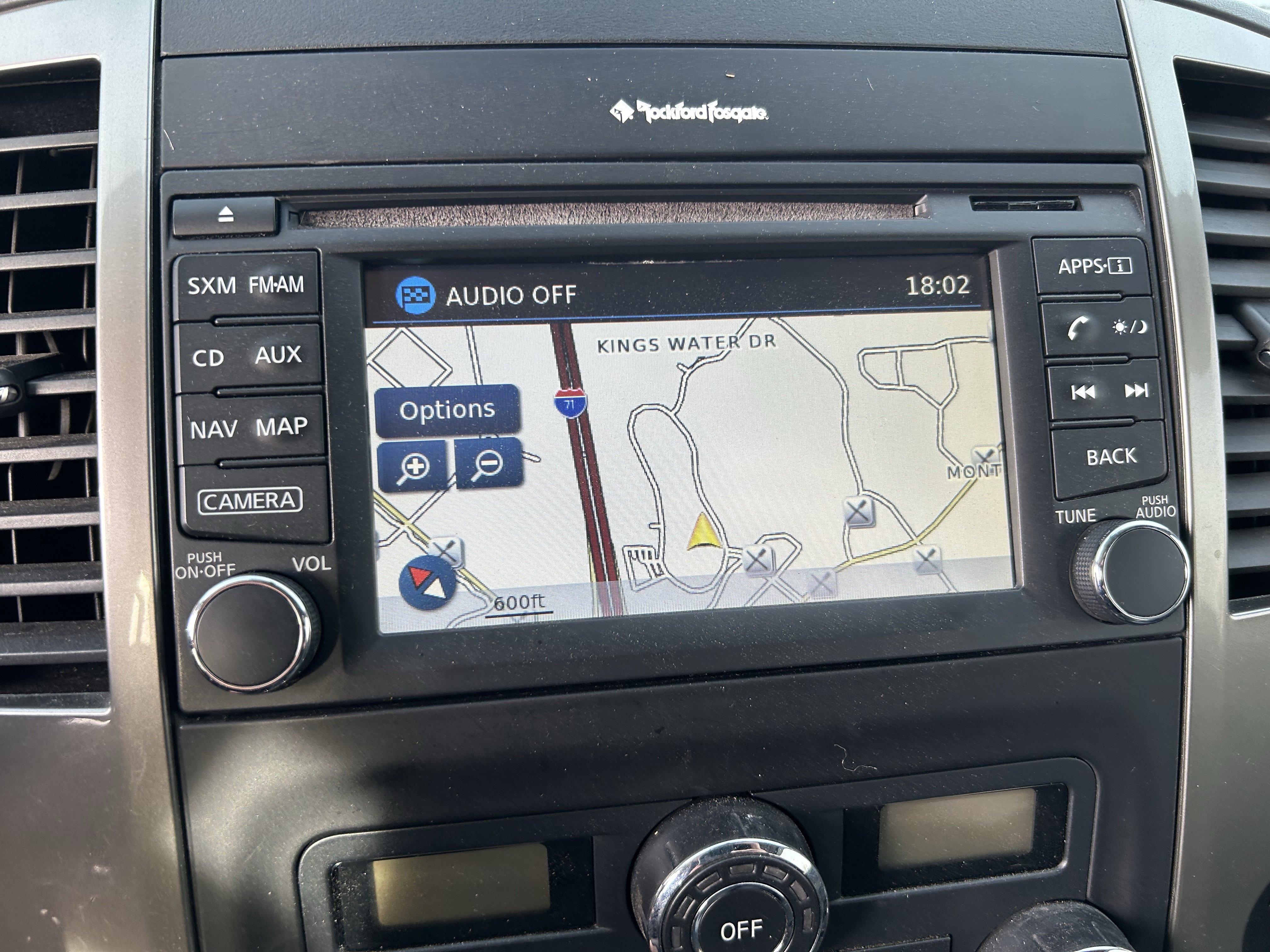 Used 2016 Nissan Frontier SL image 12