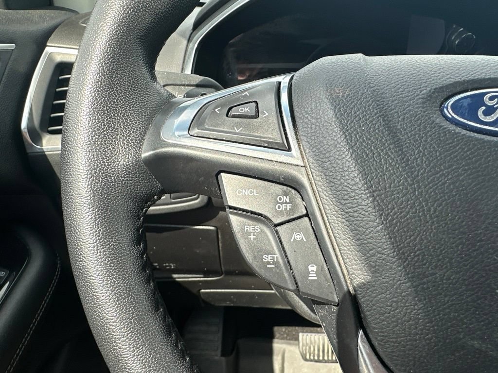 Used 2019 Ford Edge Titanium w/ Cold Weather Package AWD/4WD image 20