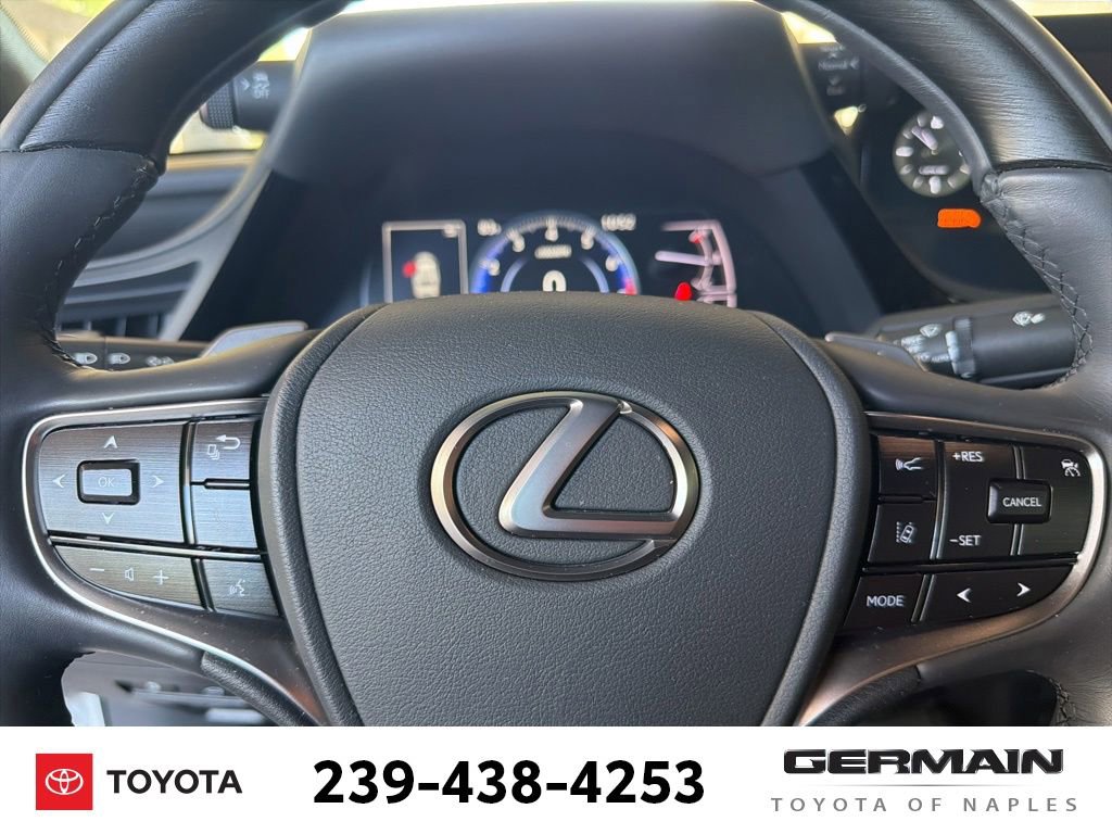 Used 2022 Lexus ES 350 Ultra Luxury w/ Accessory Package FWD image 14
