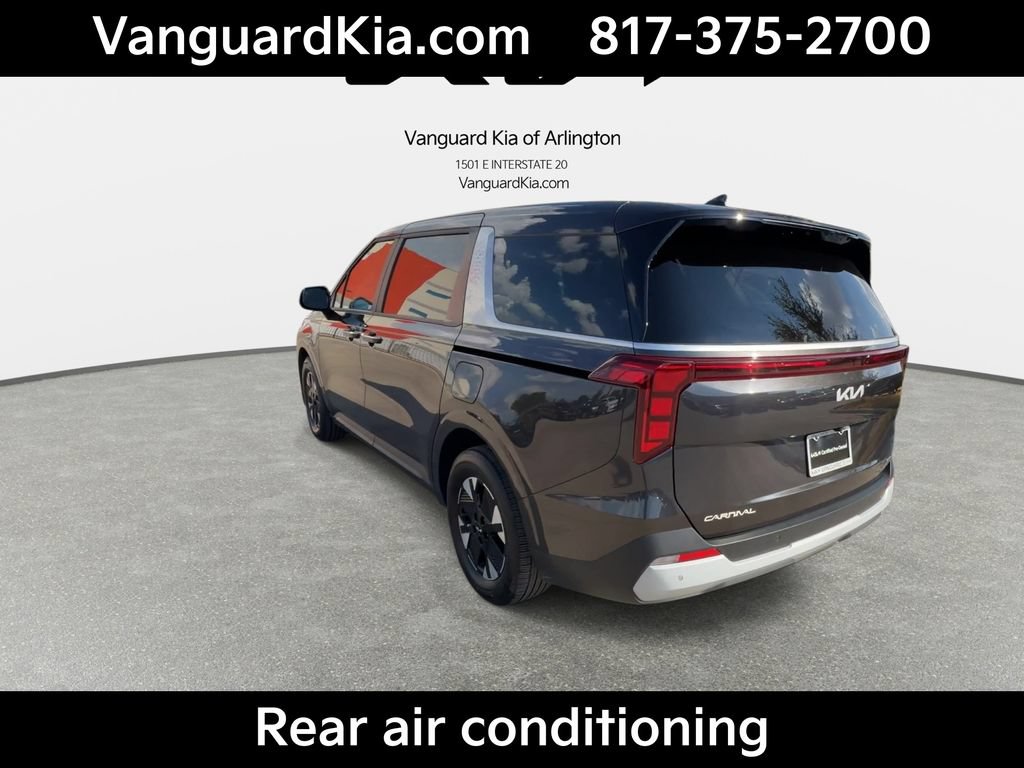 Certified 2026 Kia Carnival LXS FWD image 7