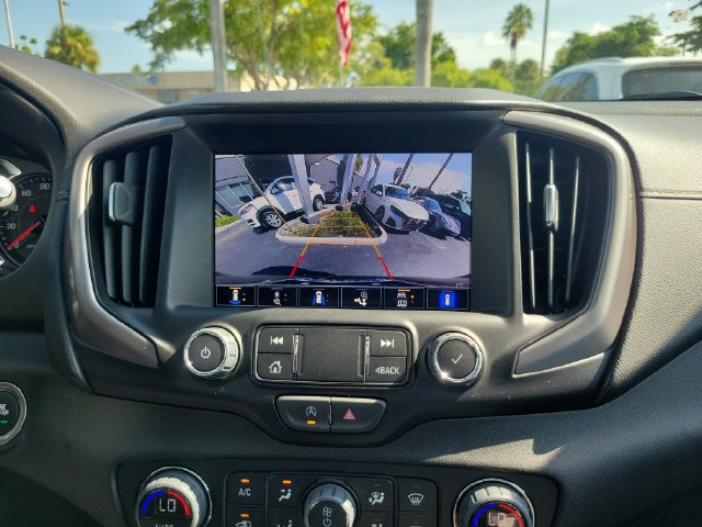Used 2024 GMC Terrain AT4 w/ Tech Package AWD/4WD image 27