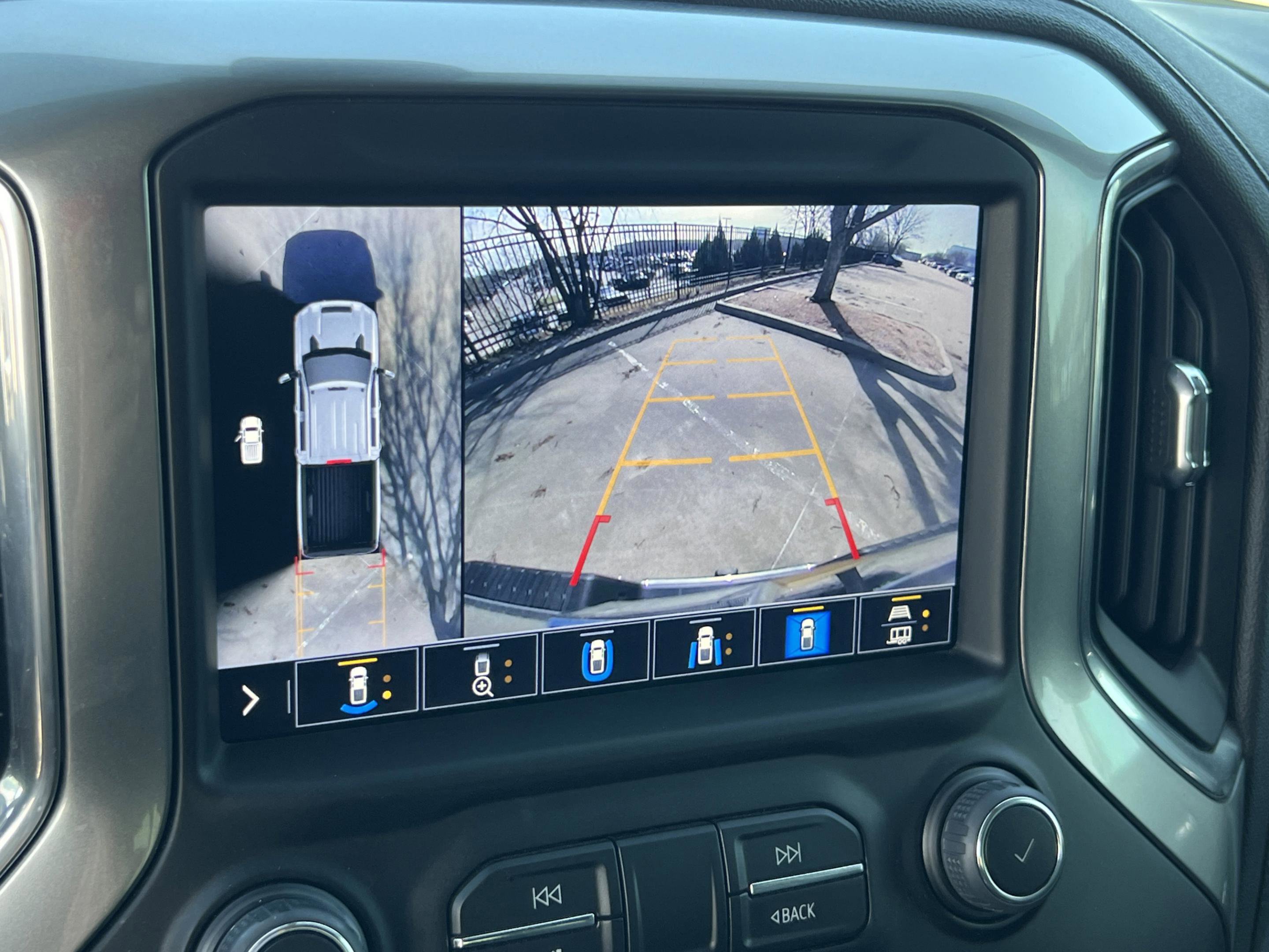 Used 2023 Chevrolet Silverado 2500 LTZ w/ LTZ Premium Package image 28