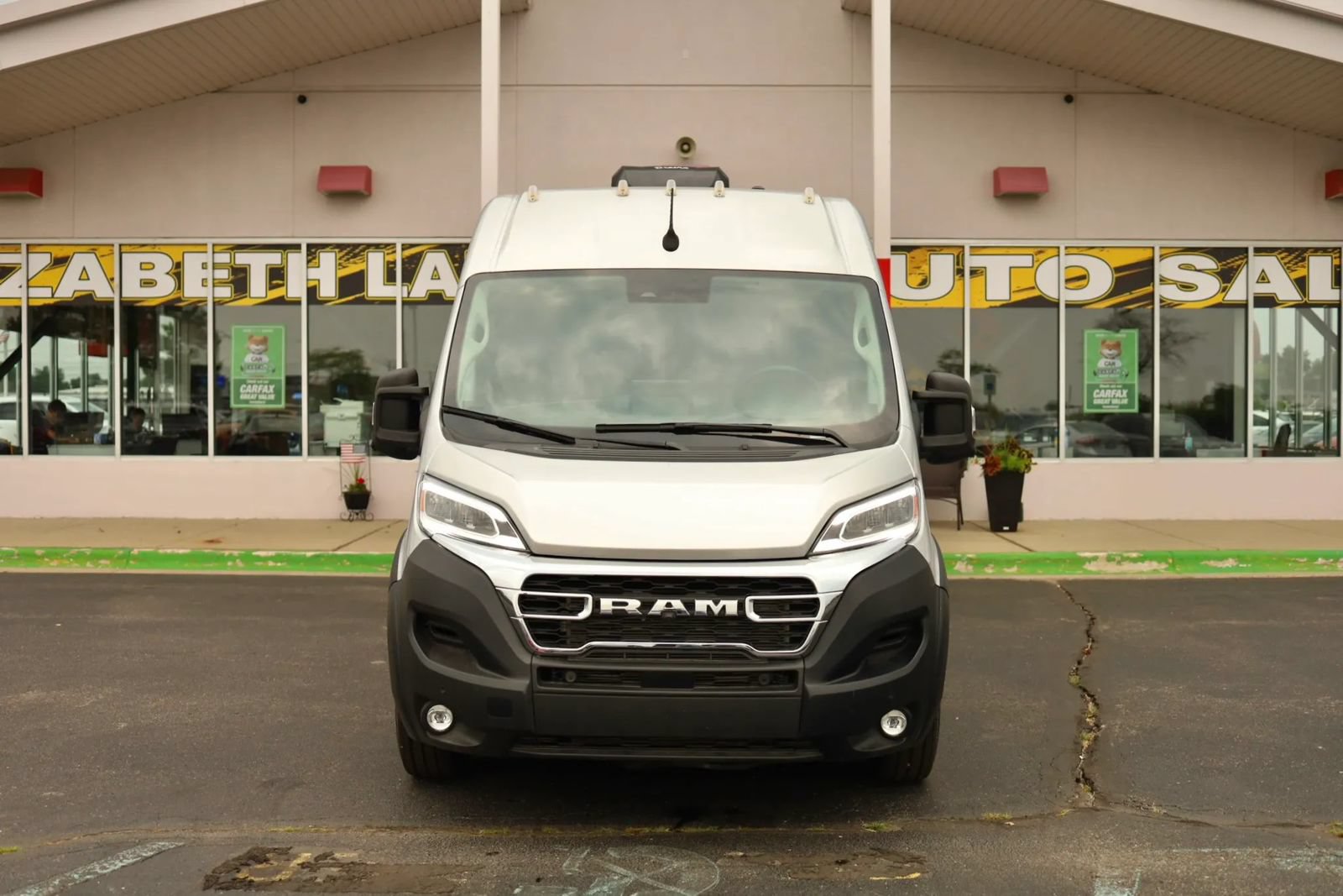 Used 2024 RAM ProMaster 3500 w/ Leather Interior Group FWD image 2