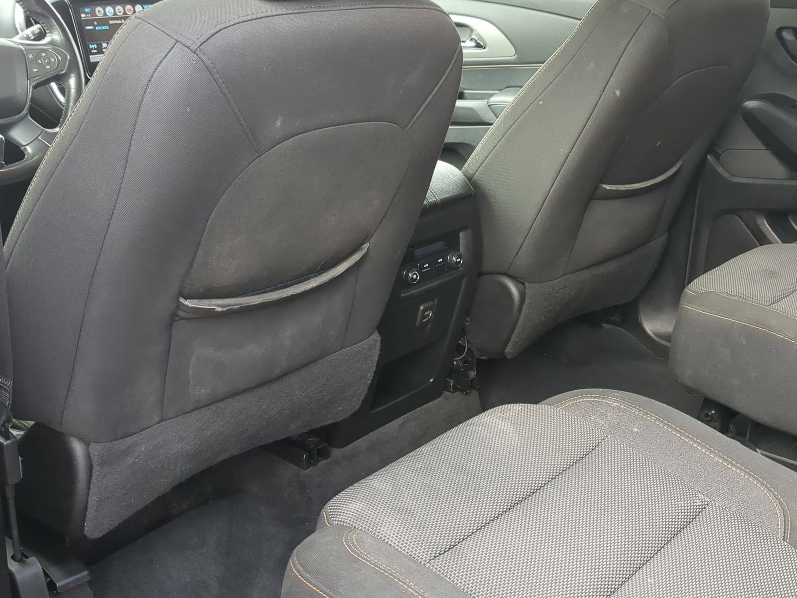 Used 2019 Chevrolet Traverse LT image 24