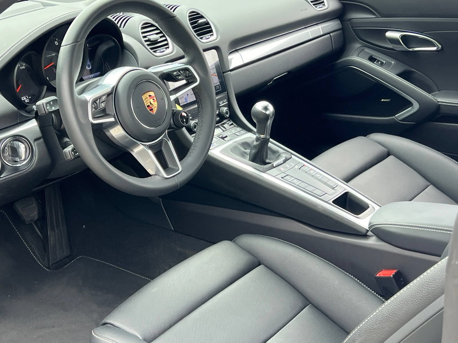 Certified 2024 Porsche 718 Cayman w/ Premium Package RWD image 36