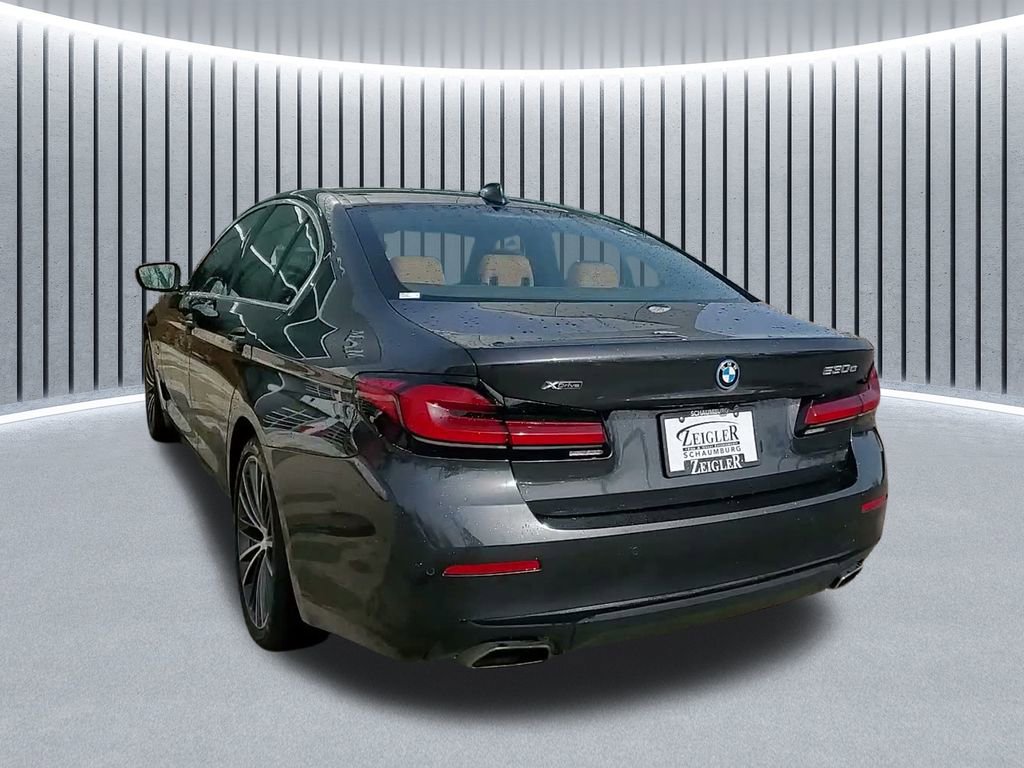 Used 2023 BMW 530e xDrive w/ Convenience Package image 13