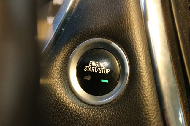 Used 2018 Chevrolet Traverse RS FWD image 21