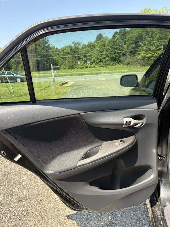 Used 2009 Toyota Corolla S FWD image 14