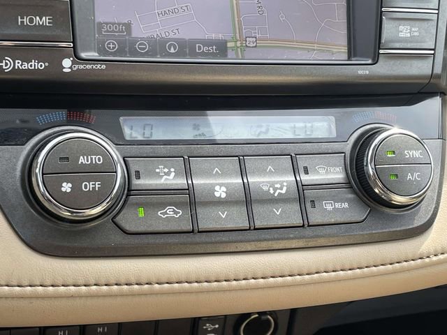 Used 2015 Toyota RAV4 Limited image 31