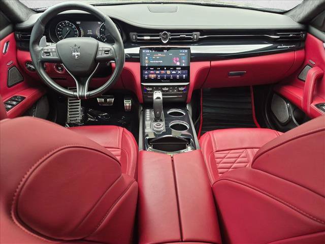 Used 2022 Maserati Quattroporte Trofeo RWD image 19