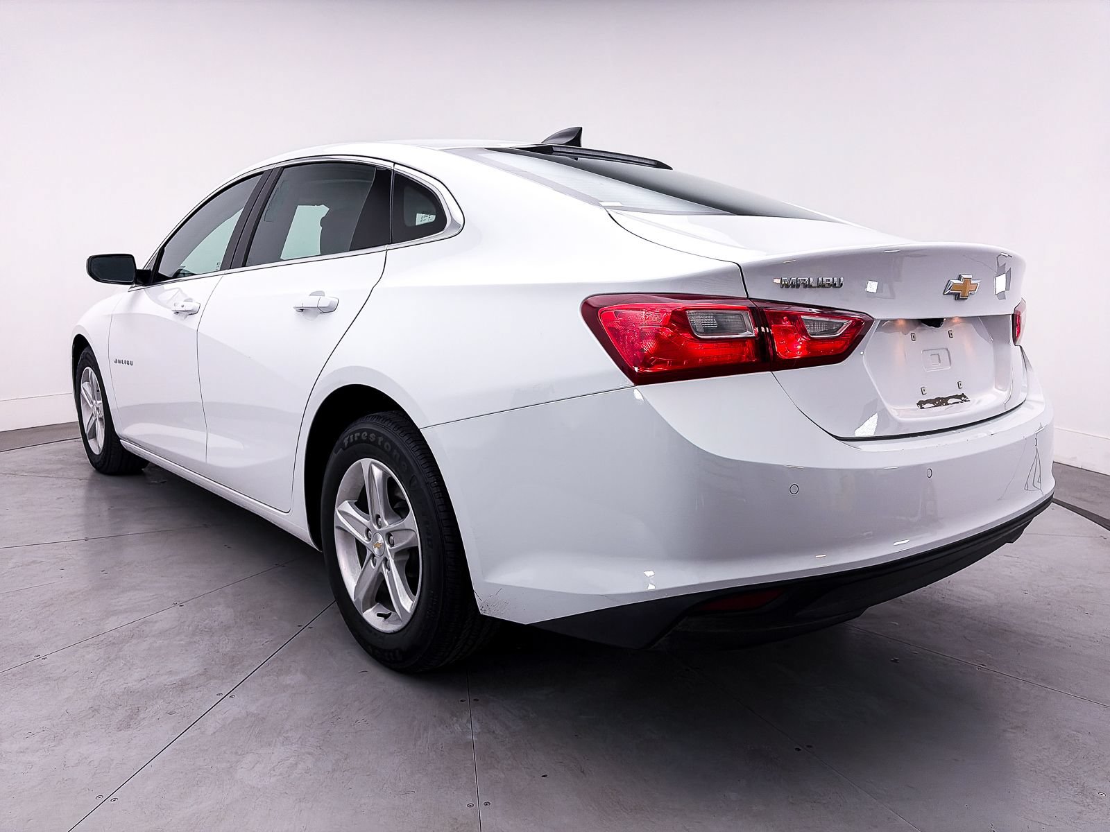 Used 2025 Chevrolet Malibu LS FWD image 11