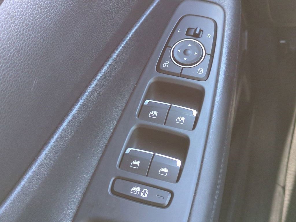 Used 2023 Hyundai Santa Fe SEL image 25