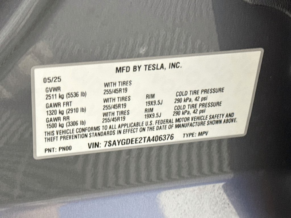 Used 2026 Tesla Model Y Long Range AWD/4WD image 31