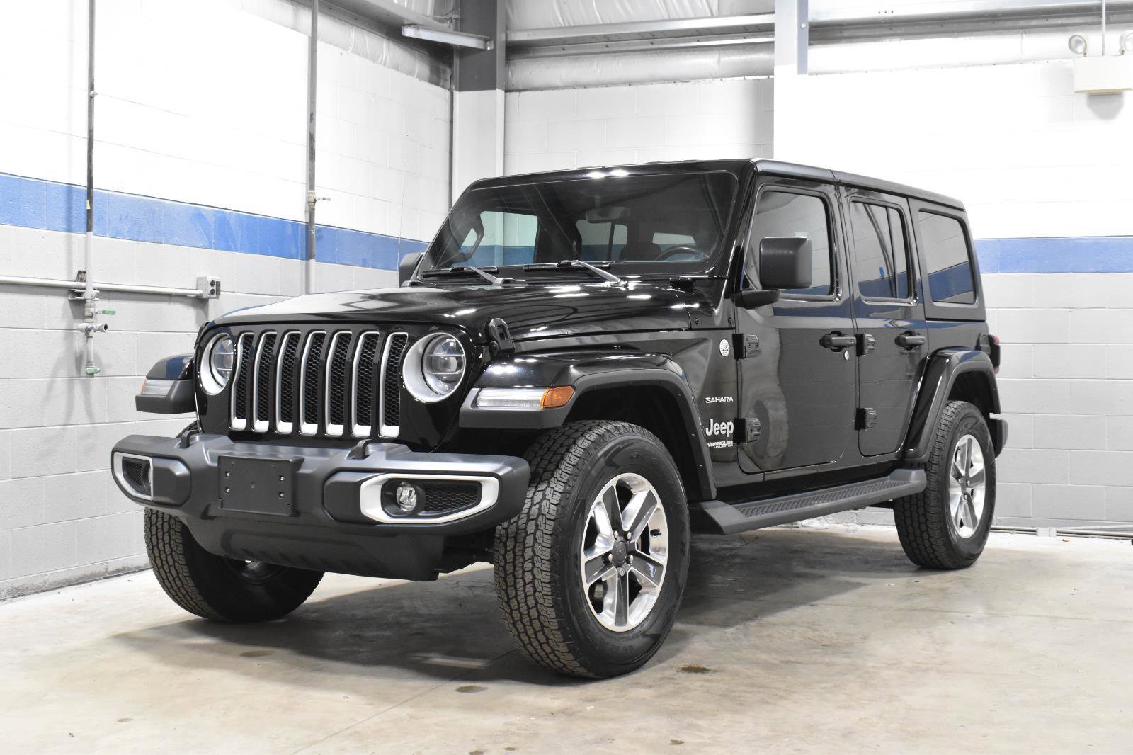 Used 2022 Jeep Wrangler Unlimited Sahara w/ LED Lighting Group image 2