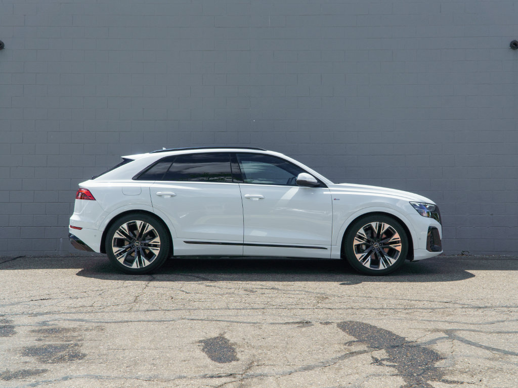 Certified 2026 Audi Q8 Premium Plus w/ Premium Plus Package AWD/4WD image 8