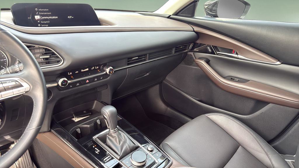 Used 2023 MAZDA CX-30 AWD 2.5 S w/ Premium Package image 24