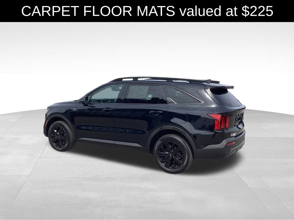 Used 2023 Kia Sorento S w/ Panoramic Sunroof Package AWD/4WD image 5