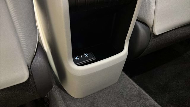 Used 2024 Hyundai Kona SEL w/ Convenience Package FWD image 31