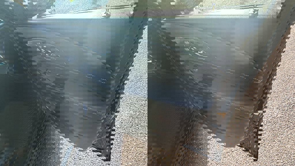 Certified 2023 Chevrolet Traverse Premier w/ Redline Edition image 16