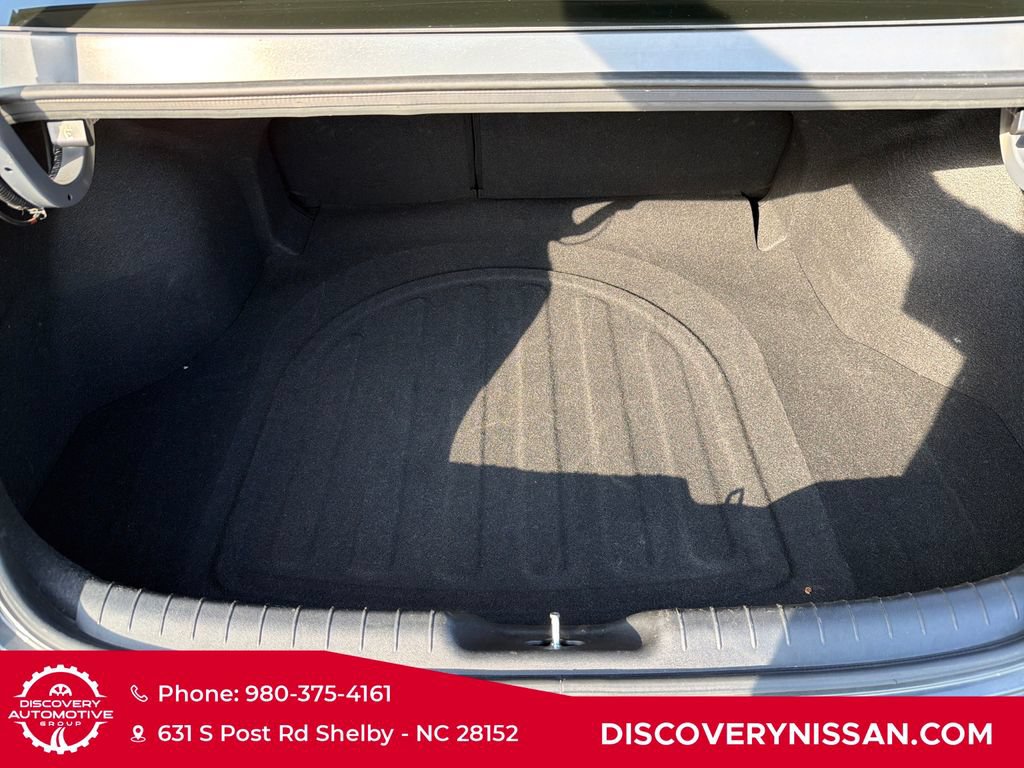 Used 2025 Hyundai Elantra SEL FWD image 37