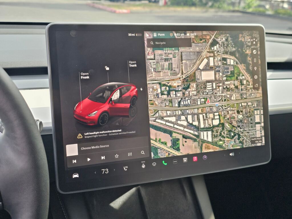 Used 2022 Tesla Model Y Performance AWD/4WD image 28