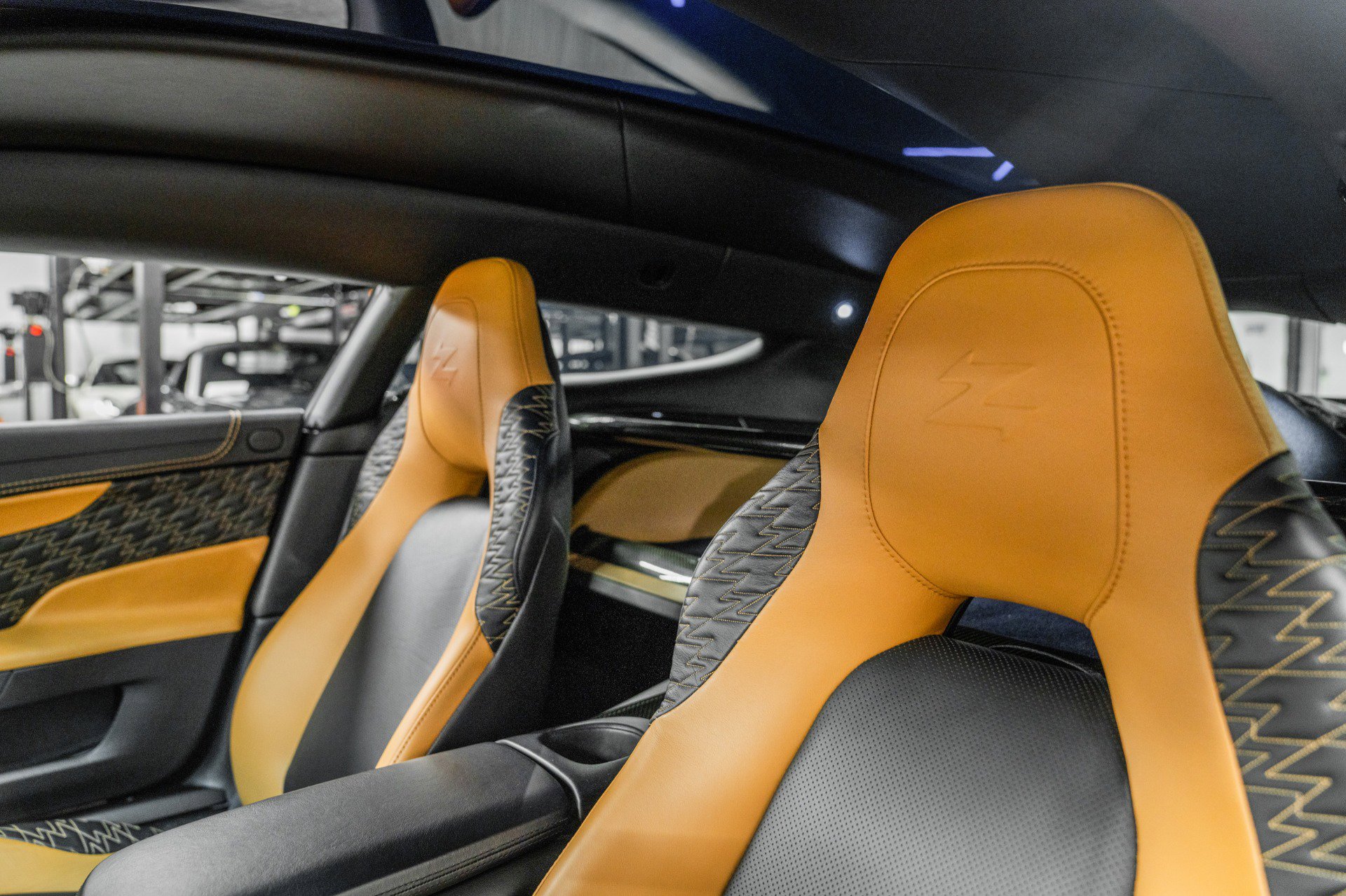 Used 2019 Aston Martin Vanquish Zagato image 17