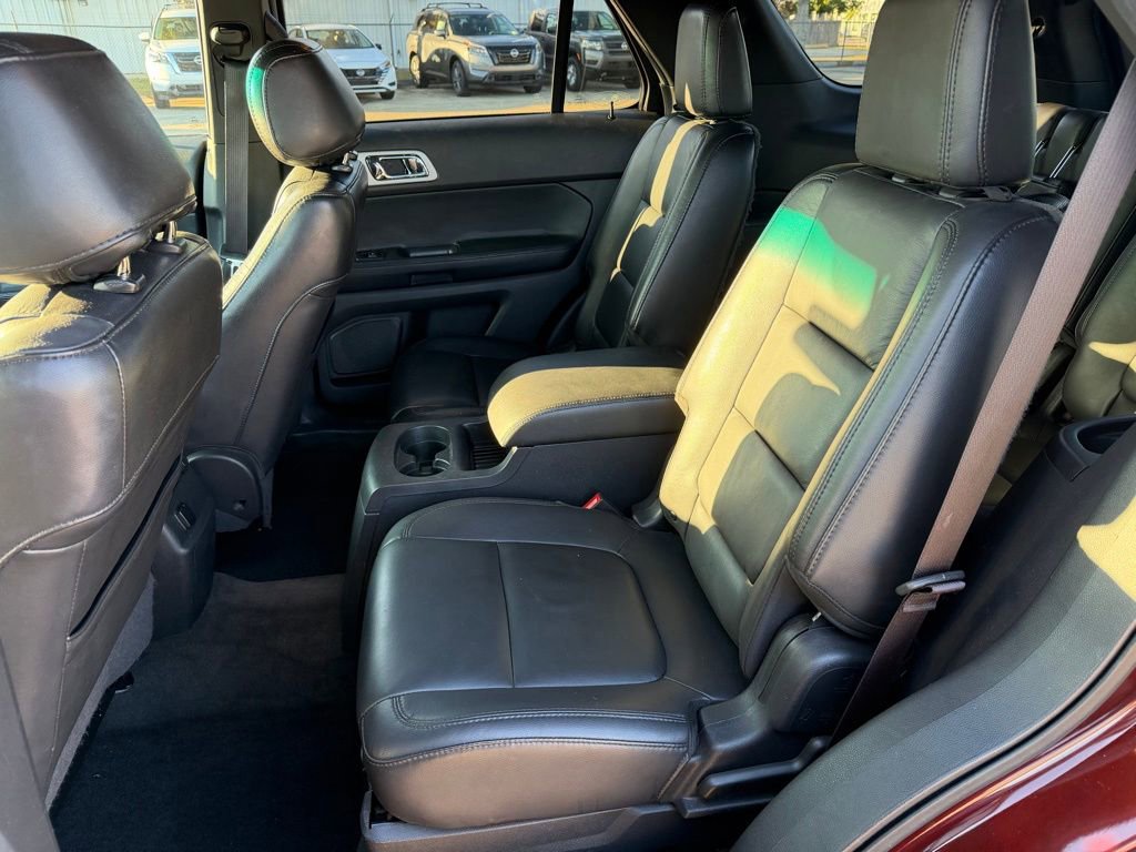 Used 2015 Ford Explorer XLT w/ Equipment Group 202B image 12