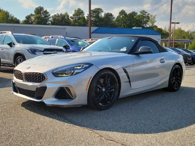 Used 2020 BMW Z4 M40i w/ Executive Package RWD image 3