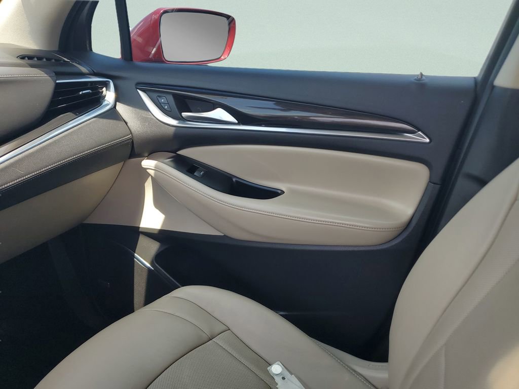 Used 2020 Buick Enclave Essence w/ Sound and Sites Package image 13