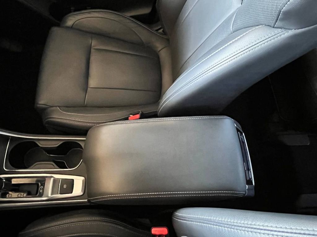 Used 2021 Subaru Ascent Limited w/ Technology Package image 19