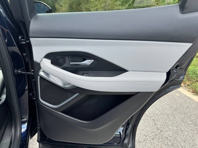 Certified 2024 Jaguar E-PACE R-Dynamic SE AWD/4WD image 15