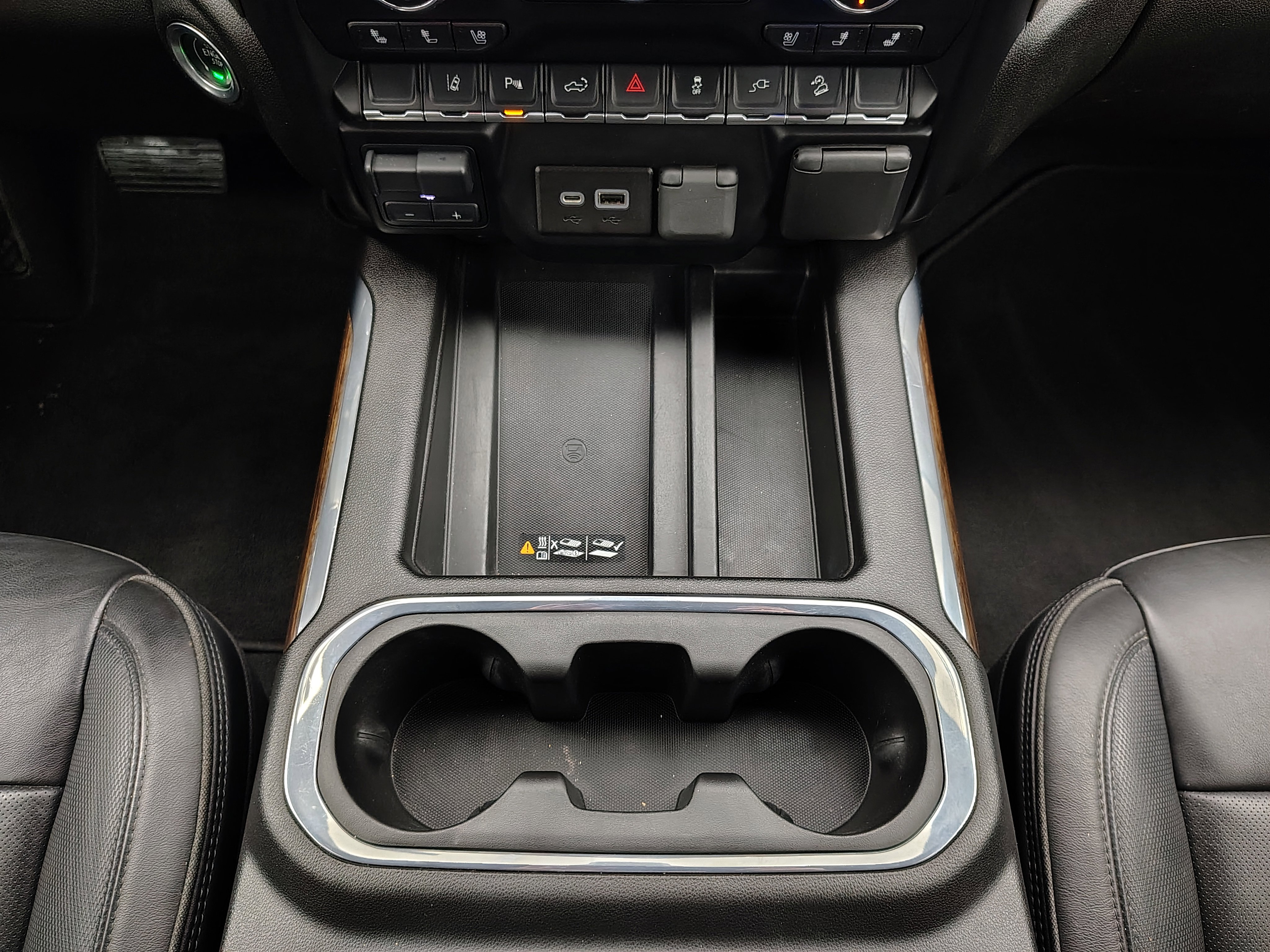 Used 2022 Chevrolet Silverado 3500 High Country w/ Technology Package image 39