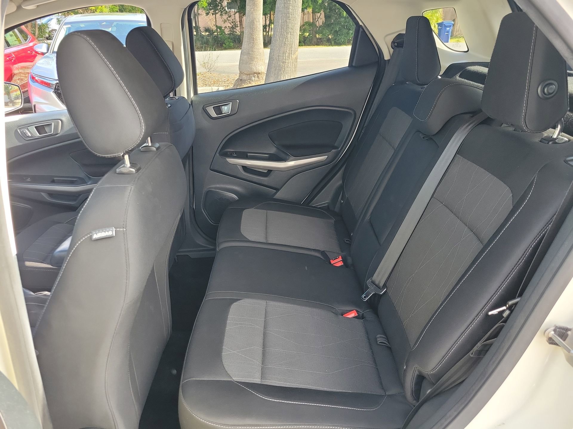 Used 2021 Ford EcoSport SE w/ SE Convenience Package FWD image 16
