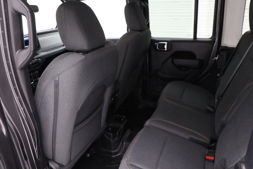 Used 2025 Jeep Wrangler Unlimited Sport AWD/4WD image 13