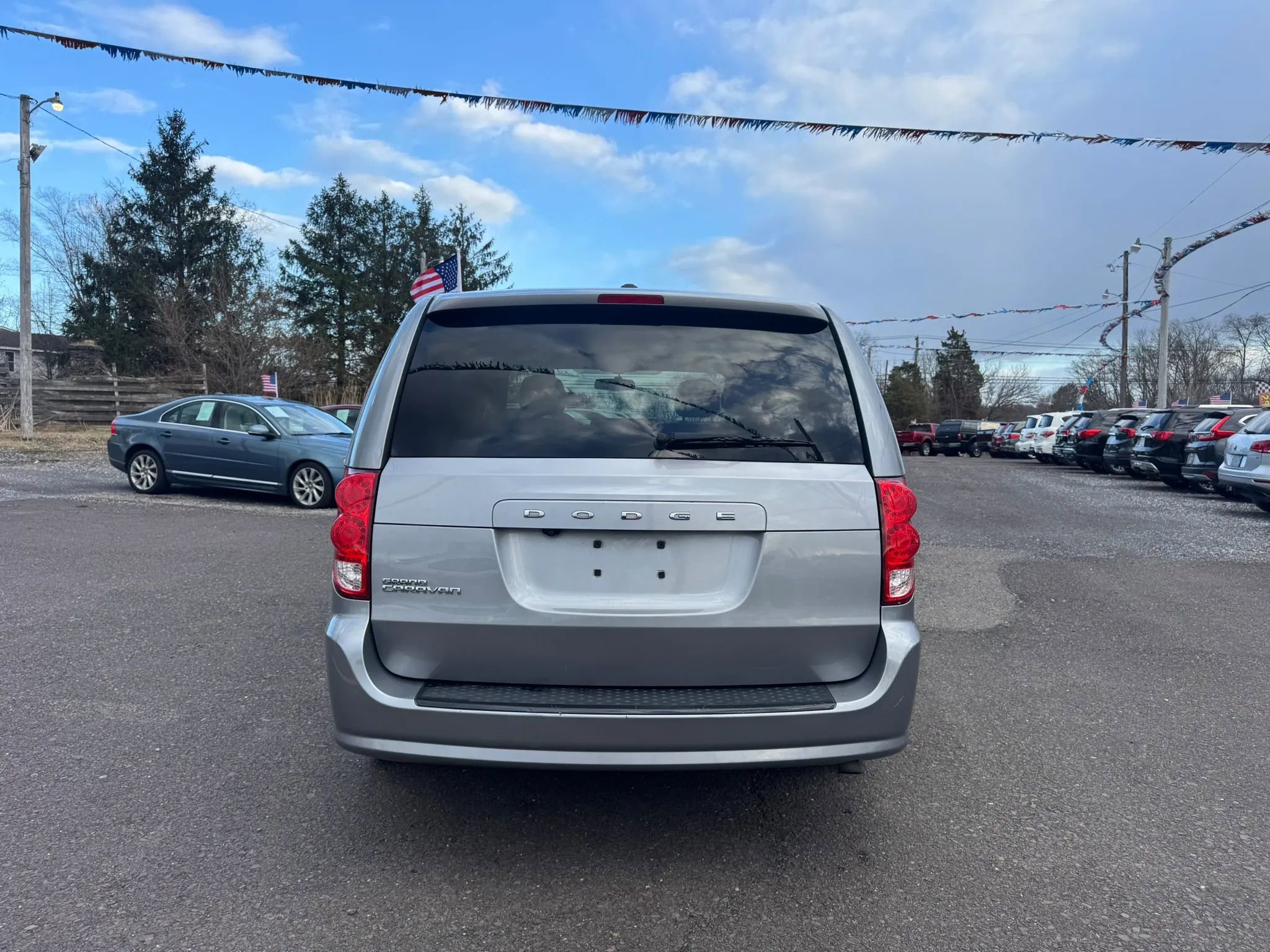 Used 2016 Dodge Grand Caravan SXT image 5
