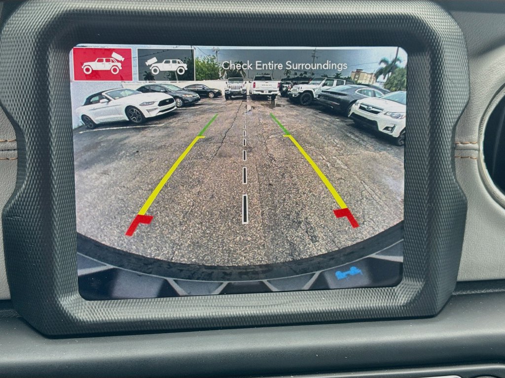 Certified 2023 Jeep Wrangler Unlimited Sahara AWD/4WD image 15