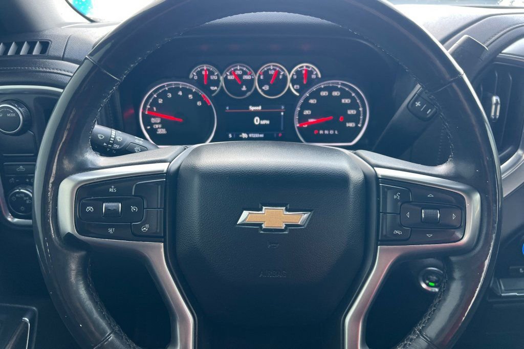 Used 2021 Chevrolet Silverado 1500 LT image 19