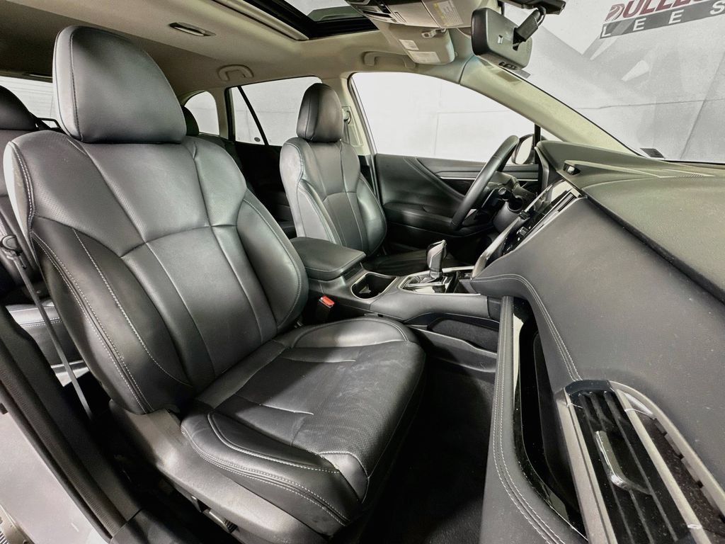 Used 2022 Subaru Outback Limited AWD/4WD image 30
