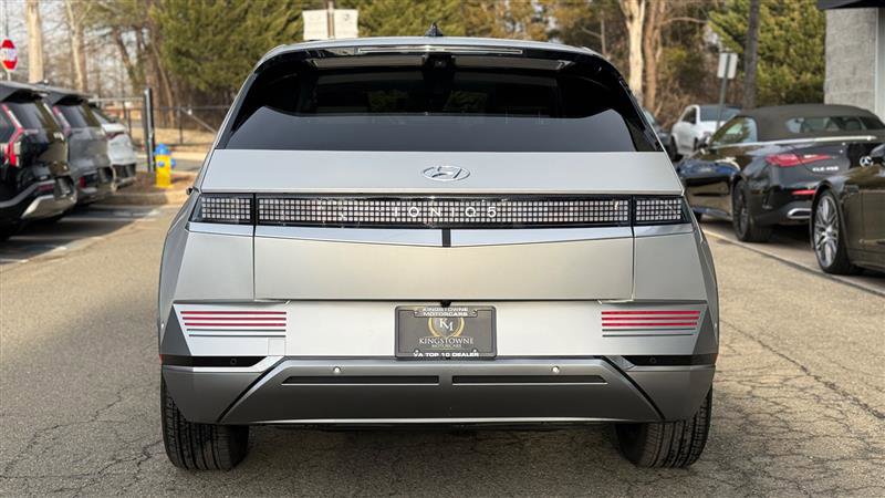 Used 2024 Hyundai Ioniq 5 Limited image 4