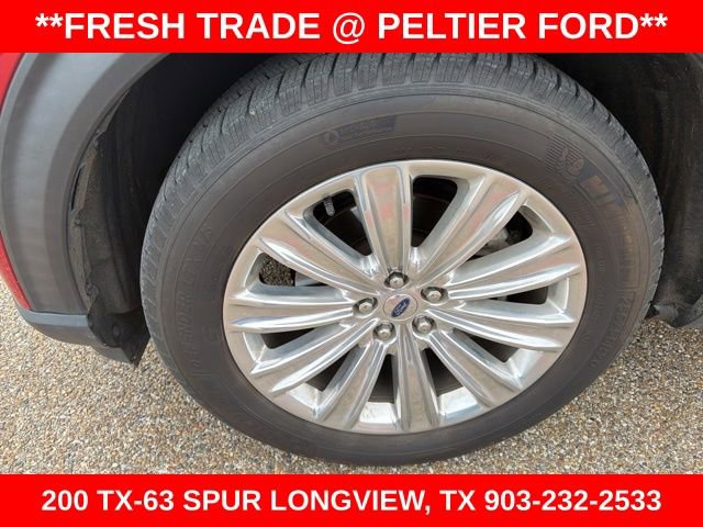 Used 2021 Ford Explorer Limited w/ Equipment Group 301A AWD/4WD image 4