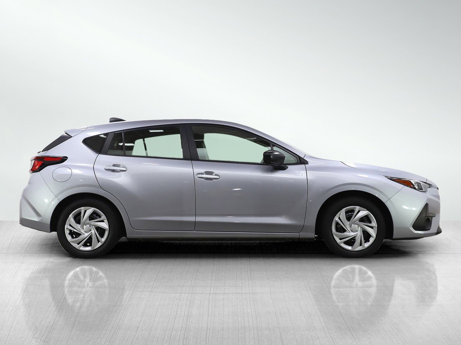 Used 2024 Subaru Impreza 2.0i image 6