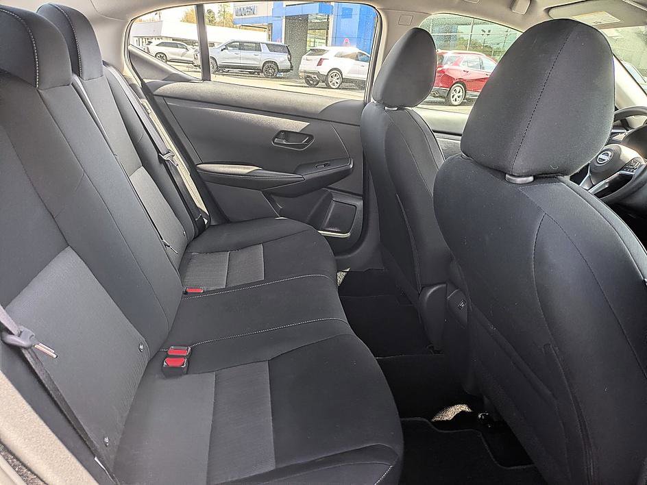 Used 2025 Nissan Sentra SV image 32