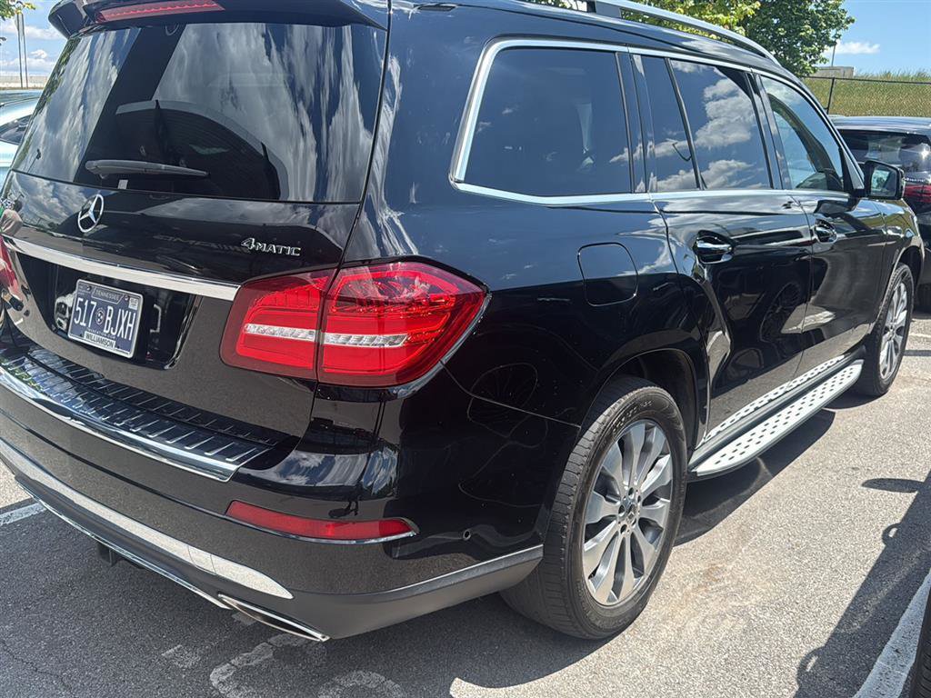 Used 2018 Mercedes-Benz GLS 450 4MATIC image 2