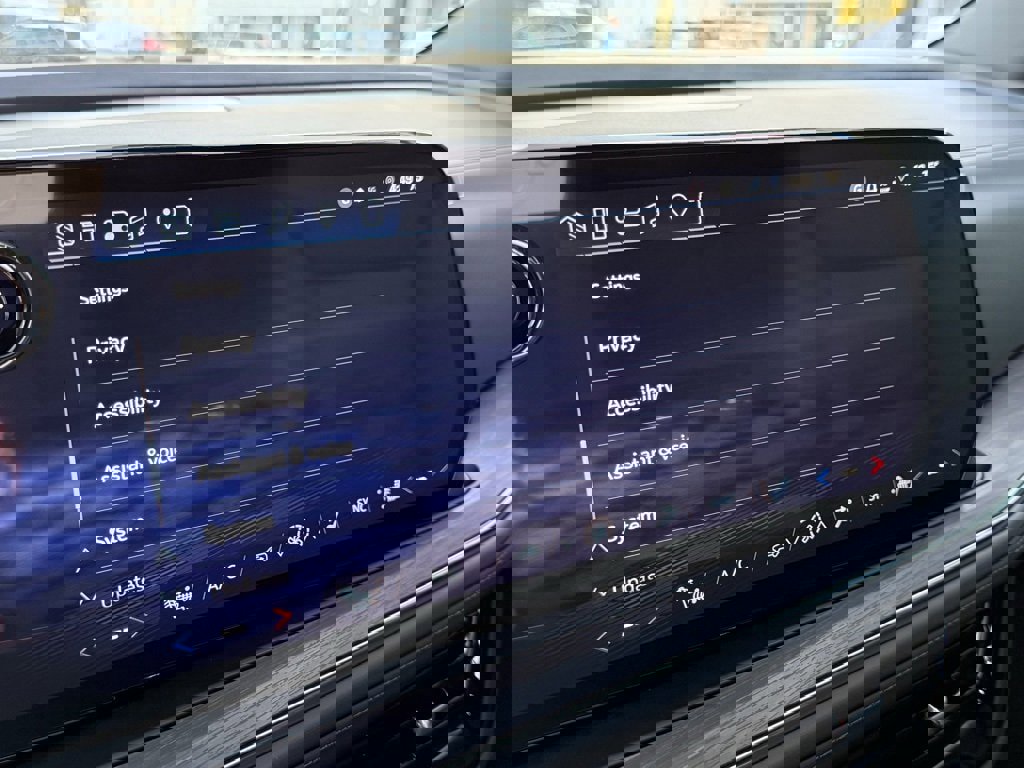 New 2026 Chevrolet Suburban LT w/ LPO, Dark Essentials Package image 19