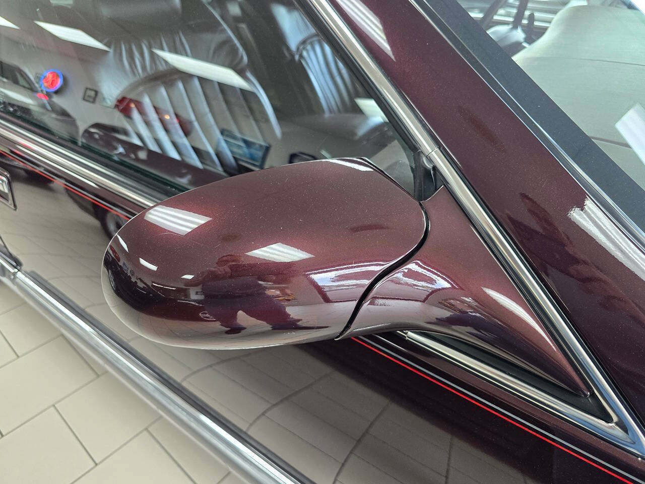 Used 1996 Buick Roadmaster Sedan RWD image 20
