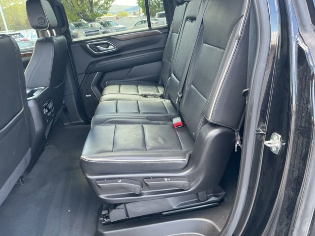 Used 2024 Chevrolet Suburban Premier AWD/4WD image 14