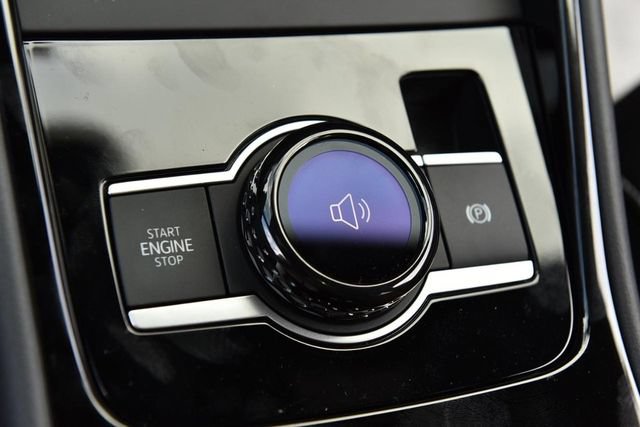 New 2026 Volkswagen Tiguan SEL R-Line AWD/4WD image 16