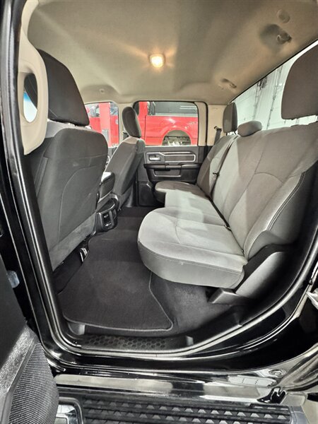 Used 2020 RAM 2500 Big Horn AWD/4WD image 9