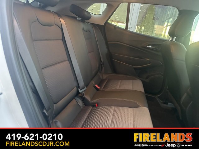 Used 2025 Chevrolet Trax LT image 12